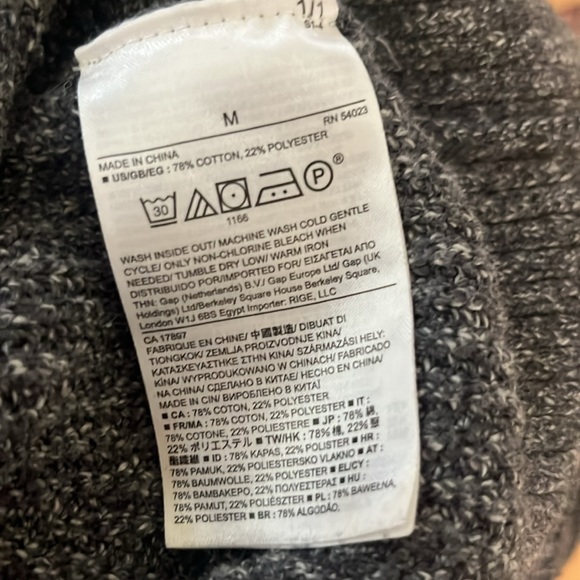 Backzip sweater - Picture 6 of 6